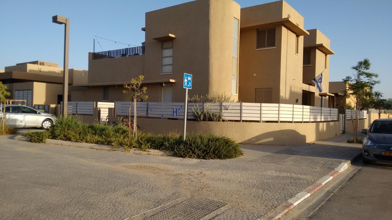 Shoshanat Hamidbar Villa Midreshet Ben Gurion Eksteriør billede